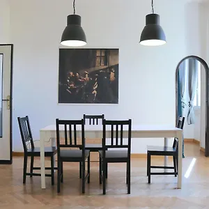 Sant Ambrogio Mansion - Via Olona Milan